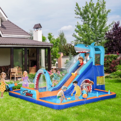 Bouncy castle for - 6,