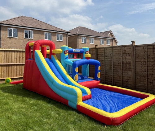Inflatable bouncy castle - bouncy,